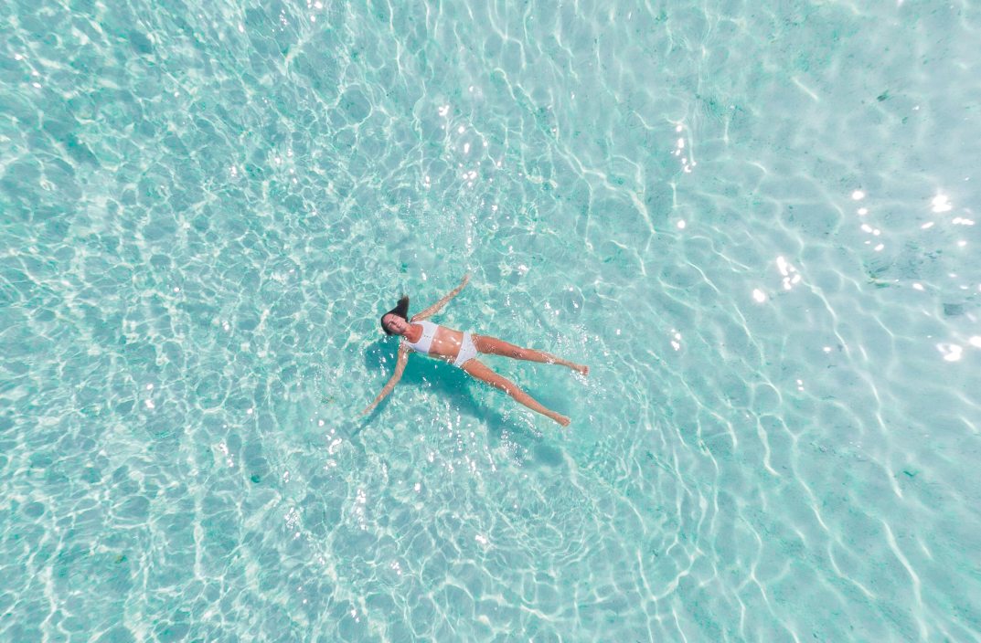 proteggere capelli piscina